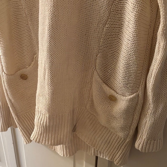 Levi's Cream Knit Sweater - Picture 4 of 7